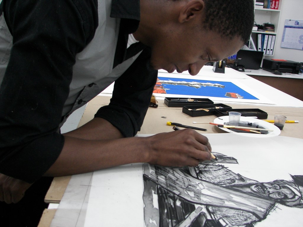 Senzo Njabulo Shabangu at work at LL Editions Fine Art Printing, The Bag Factory.