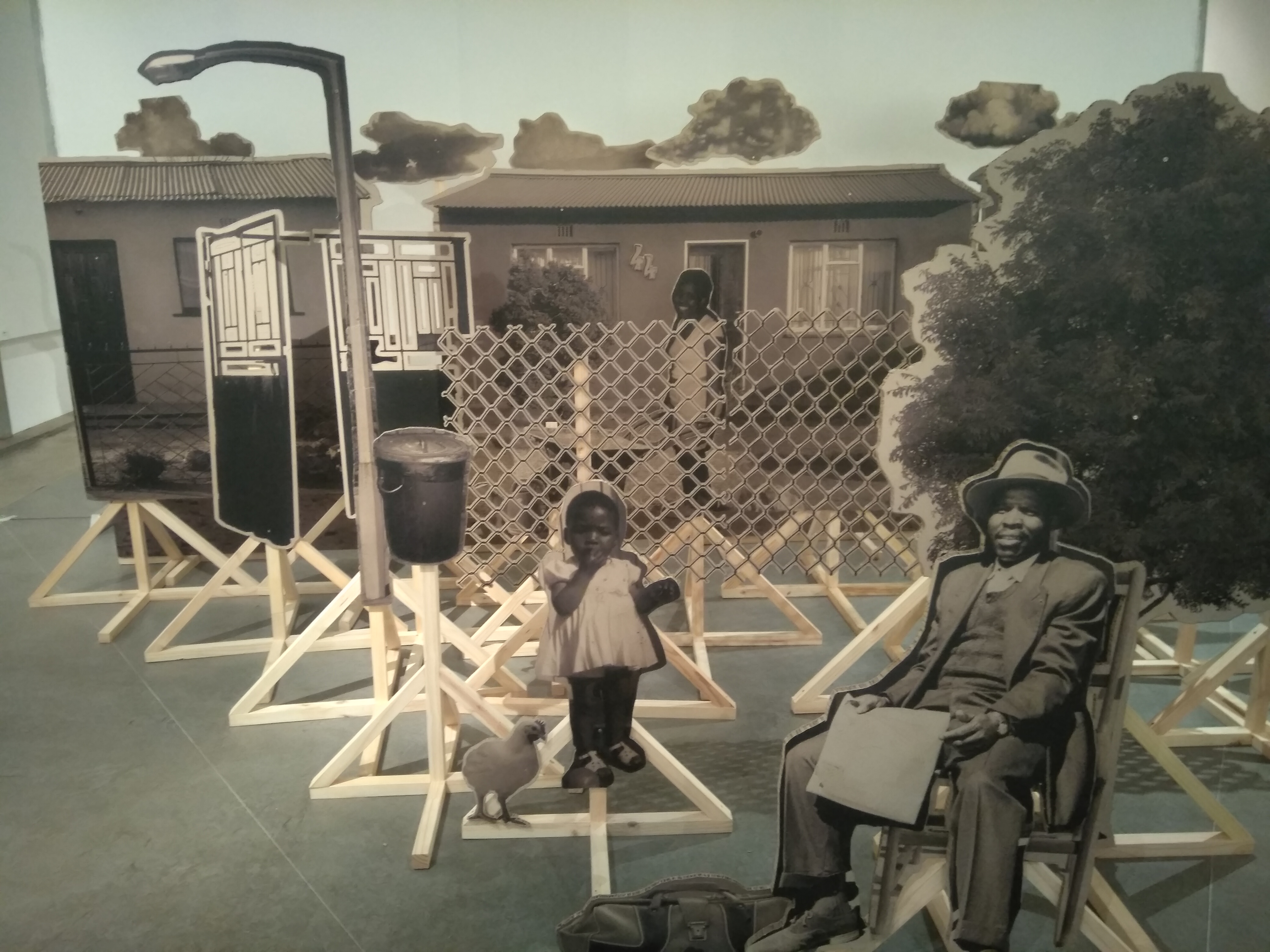 Mohlokomedi wa Tora Installation 1